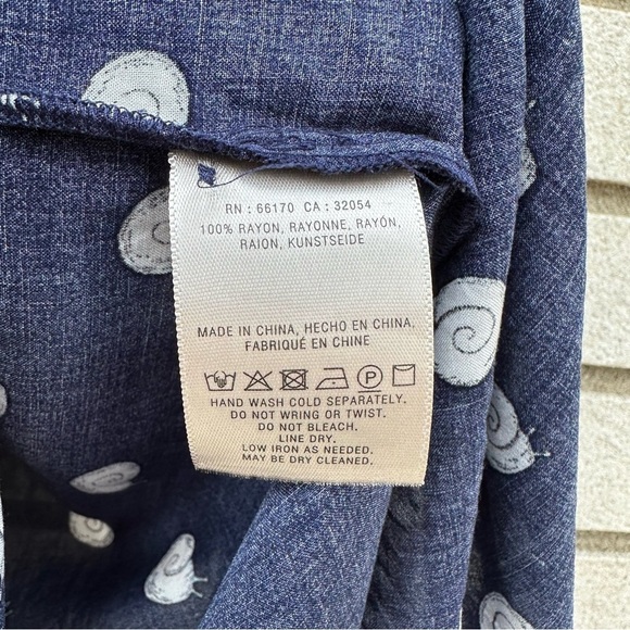 Anthropologie Conversations Snail Print Top Colloquial Sleeveless Buttondown - Picture 5 of 11